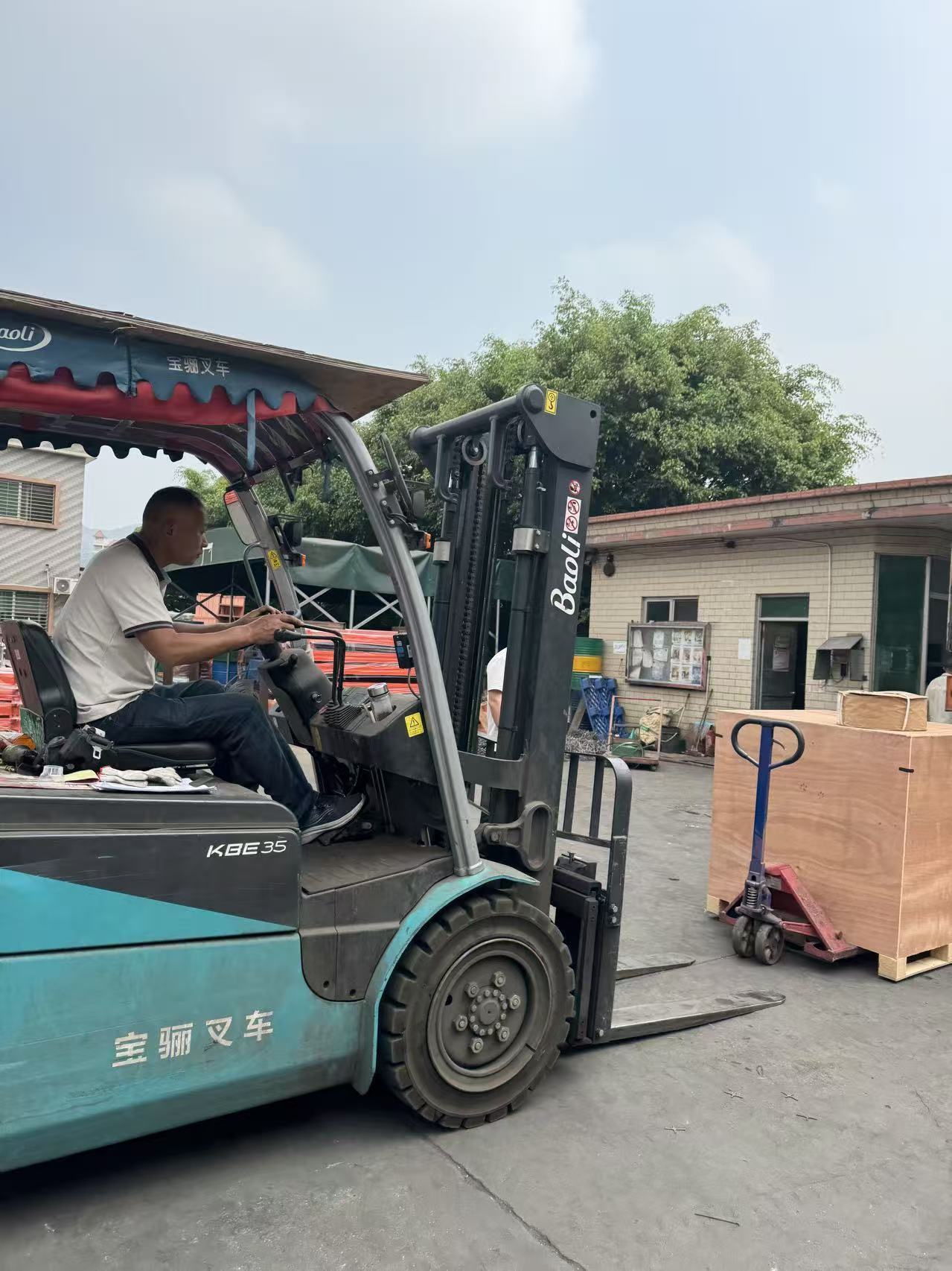 Najnowsze blogi firmy Światowa dostawa w ruchu: stoiska do przechowywania pleśni