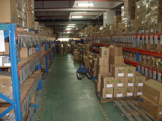 kupować Niebiesko-pomarańczowe półki o średnim obciążeniu z obsługą ręczną, regały paletowe ze stali / drewna produkcja online